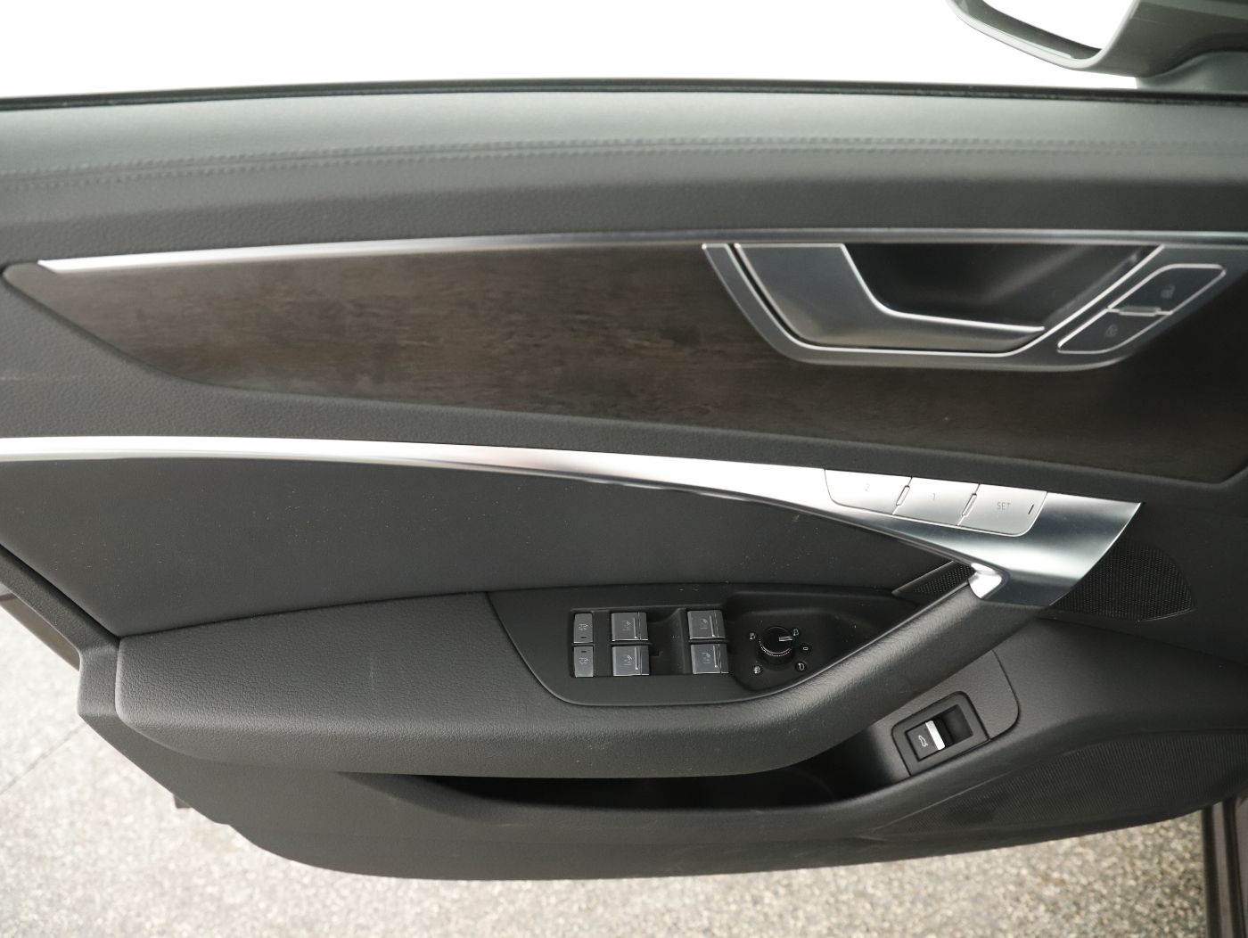 Audi A6 Avant 40 TDI quattro Aut. | Bild 8 von 26