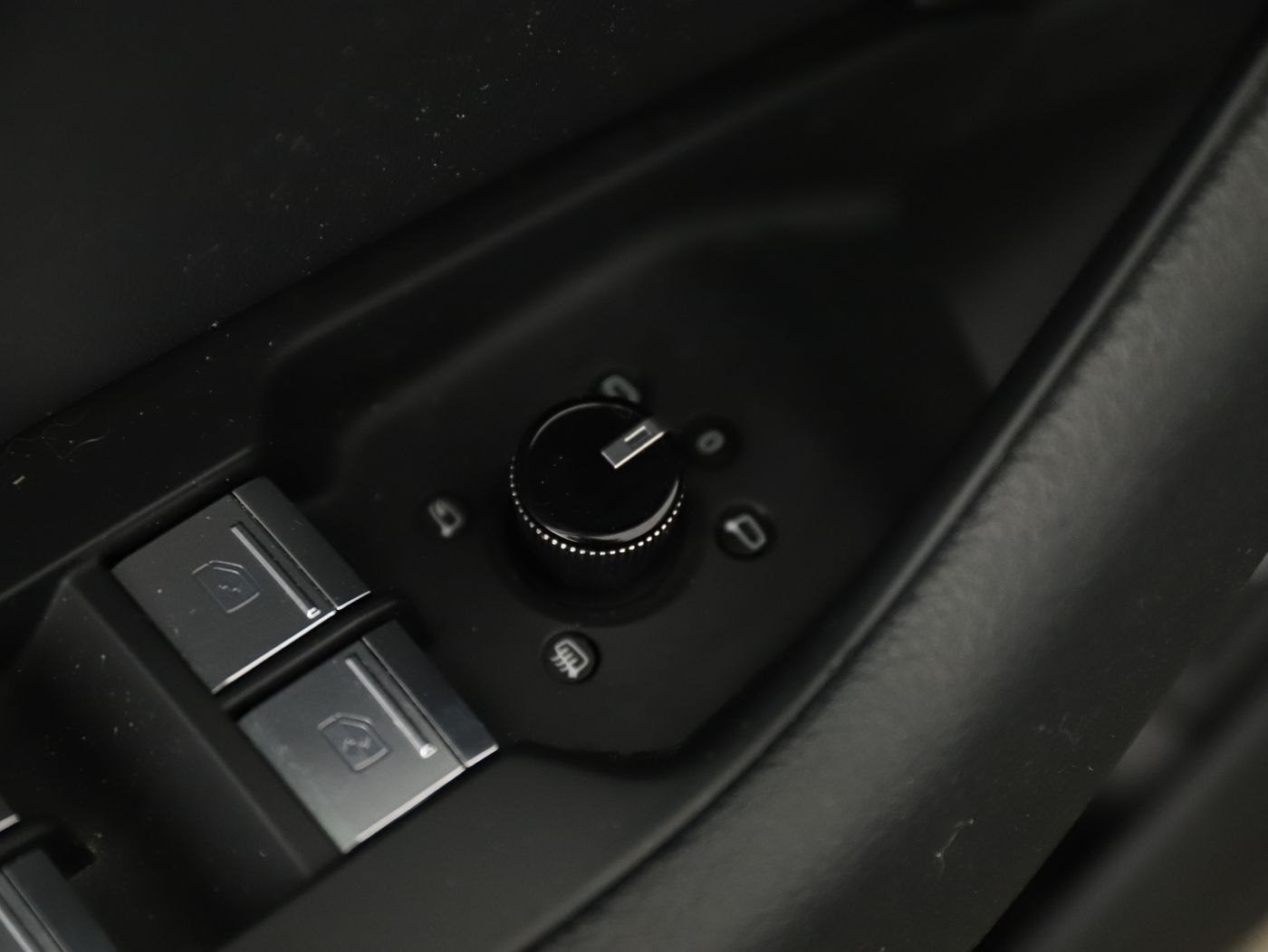 Audi A6 Avant 40 TDI quattro Aut. | Bild 9 von 26
