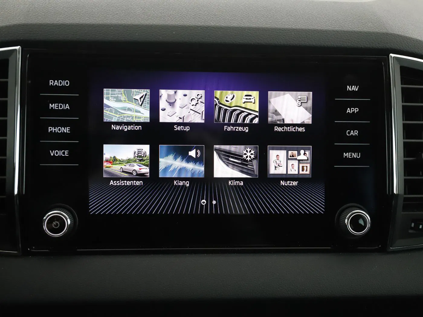 Skoda Karoq 2.0TDI Ambition | Bild 17 von 25