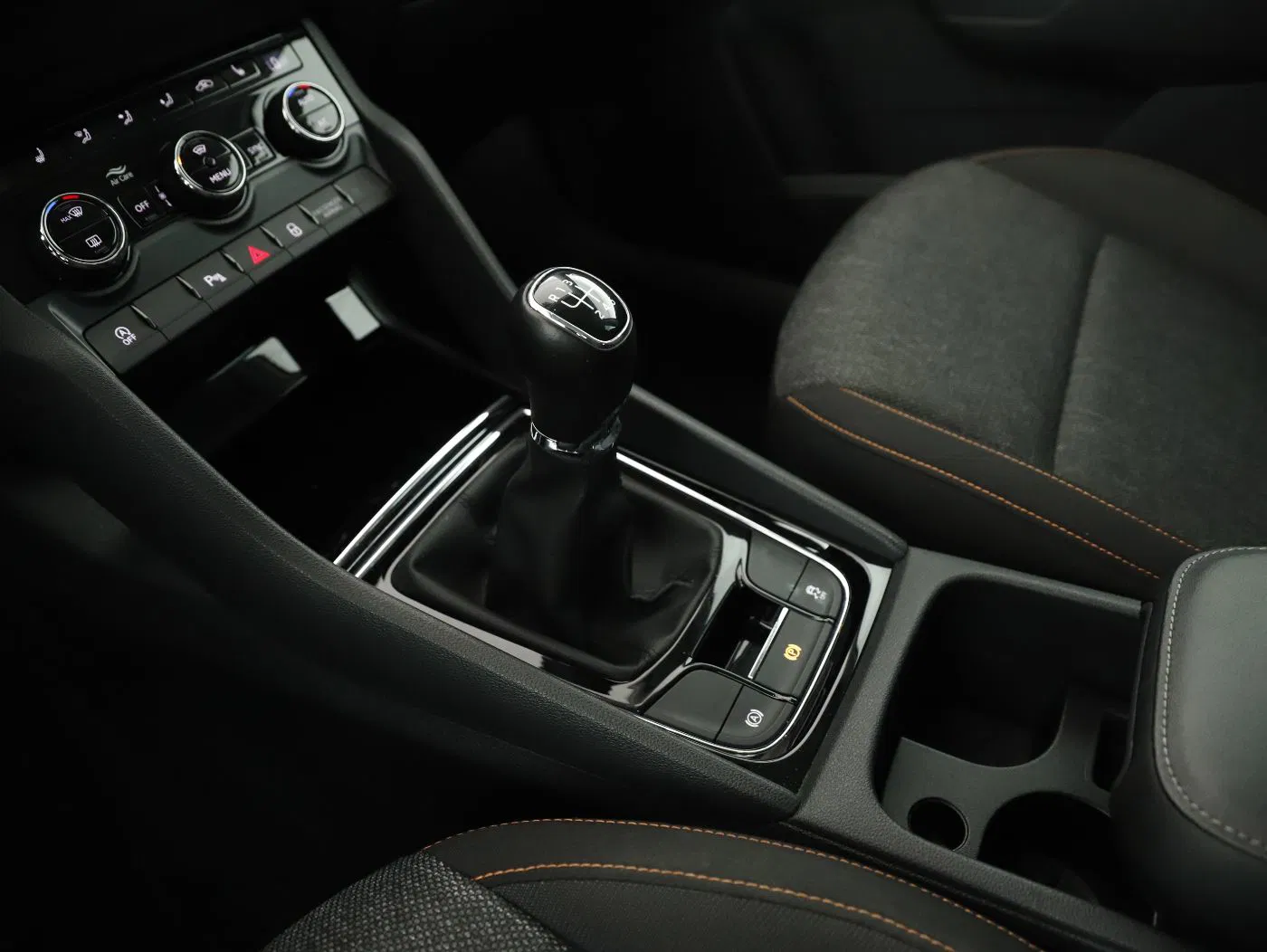 Skoda Karoq 2.0TDI Ambition | Bild 20 von 25
