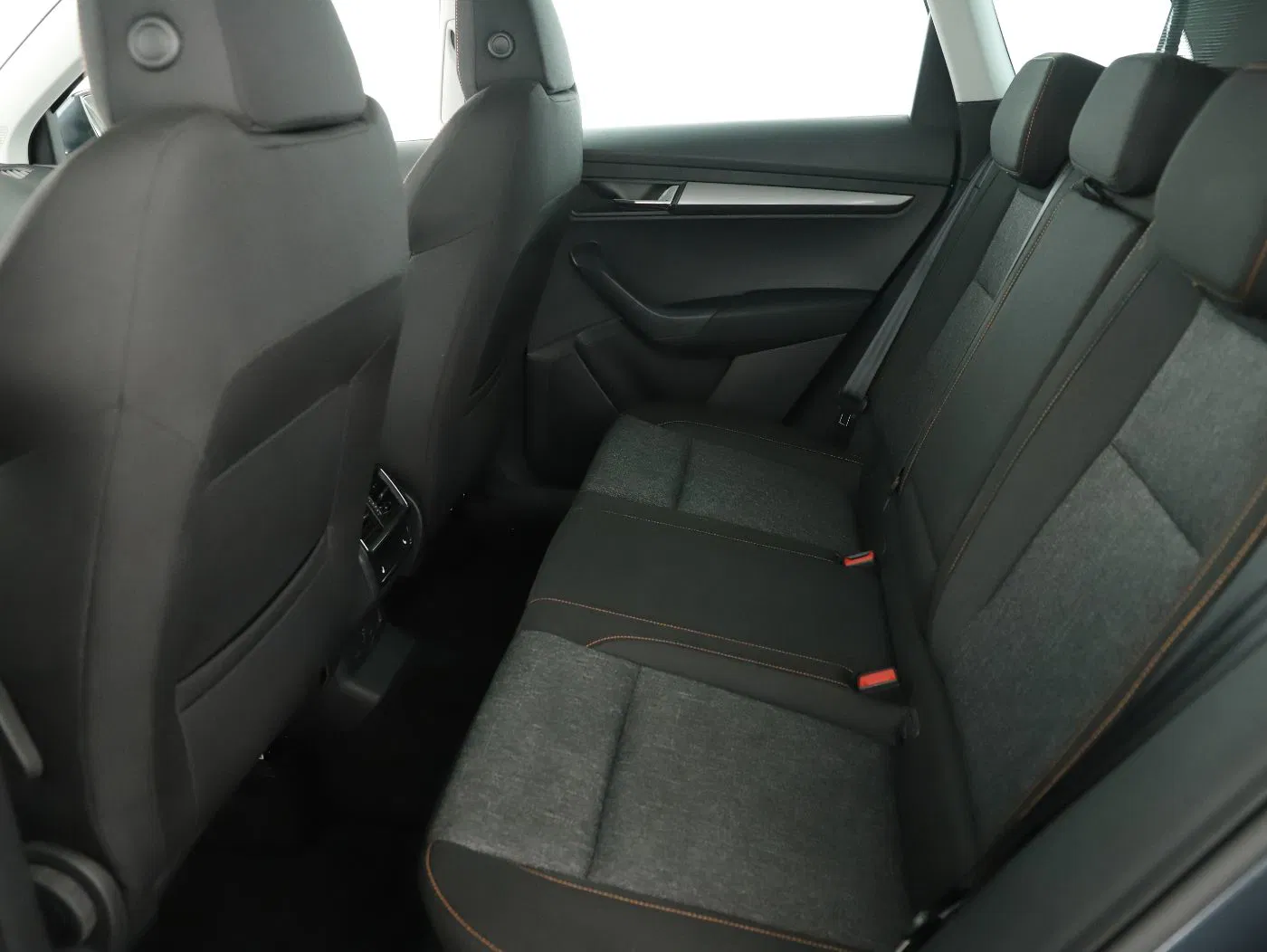 Skoda Karoq 2.0TDI Ambition | Bild 21 von 25