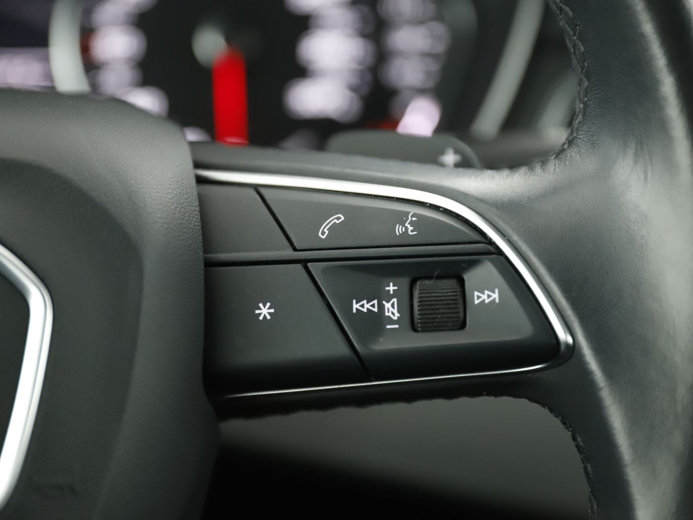 Audi A4 Avant 35TDI S-Line Aut. | Bild 15 von 27