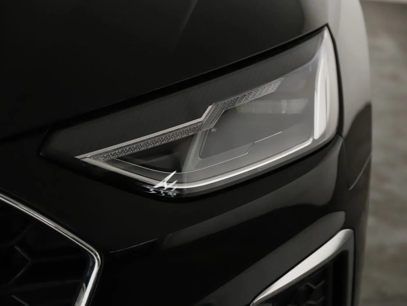 Audi A4 Avant 35TDI S-Line Aut. | Bild 25 von 27