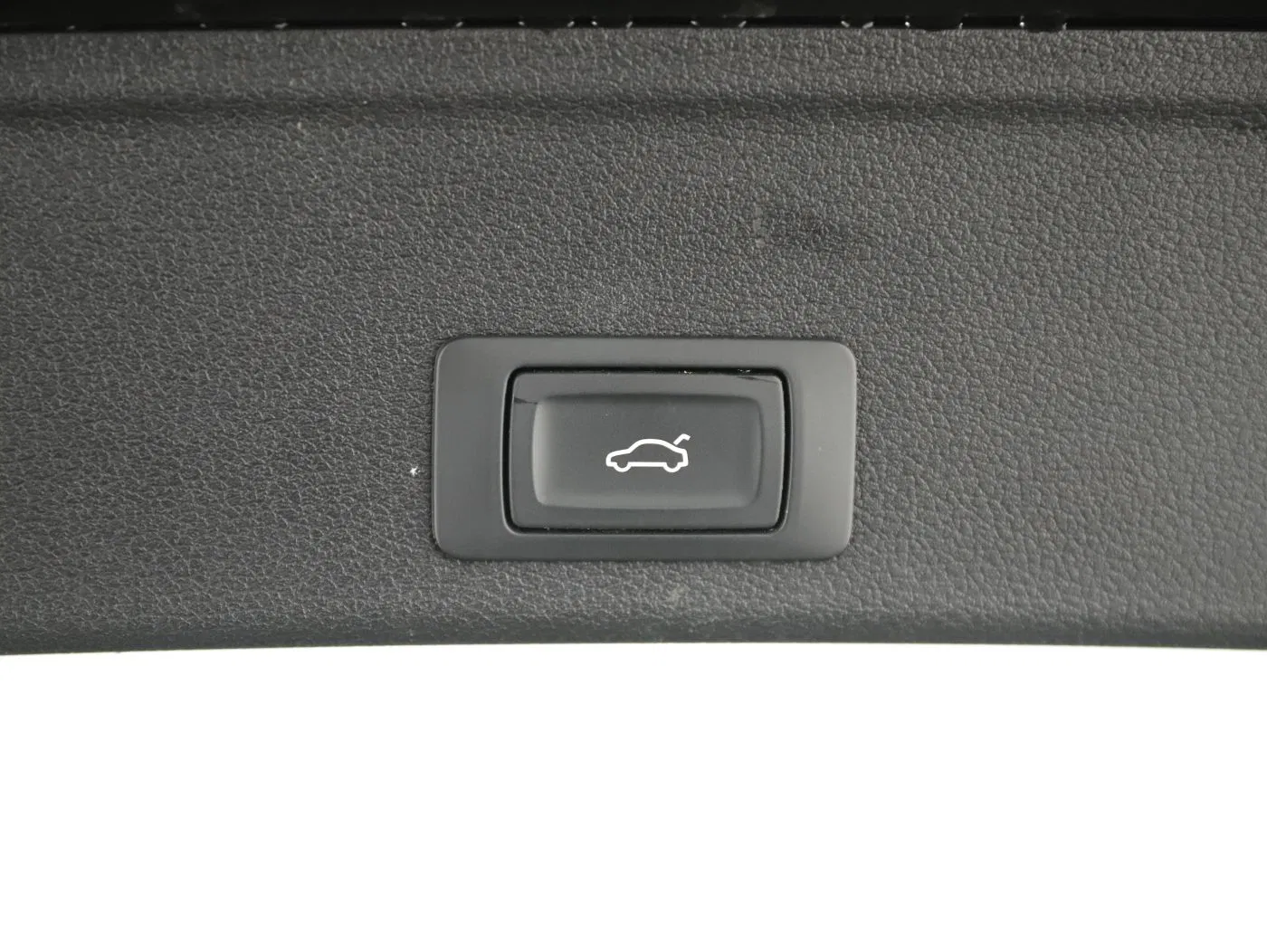 Audi A4 Avant 35TDI S-Line Aut. | Bild 25 von 26