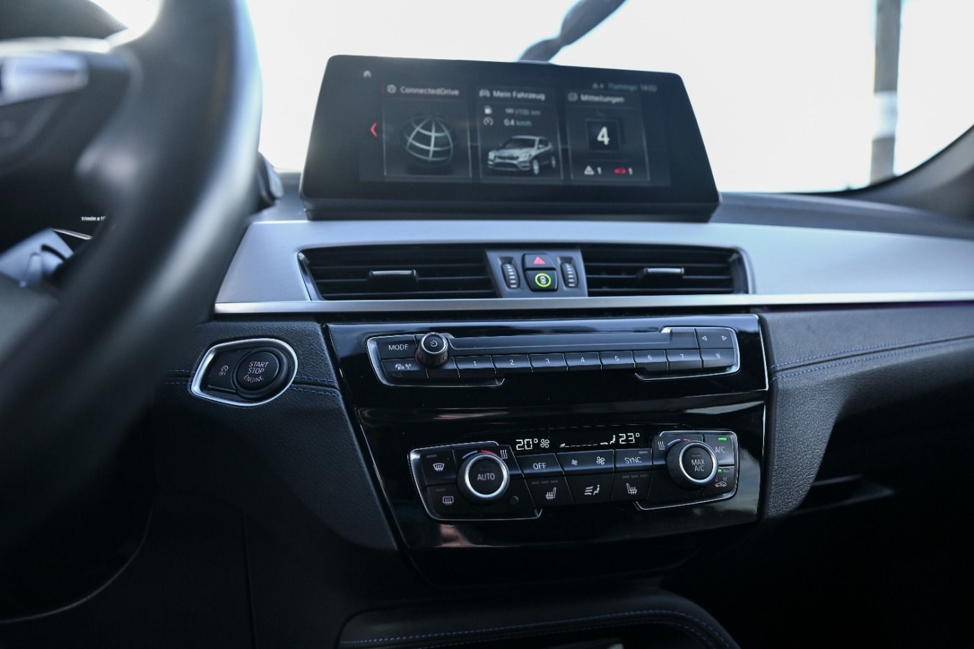 BMW X1 xDrive 25d M-Sport Aut. | Bild 11 von 24