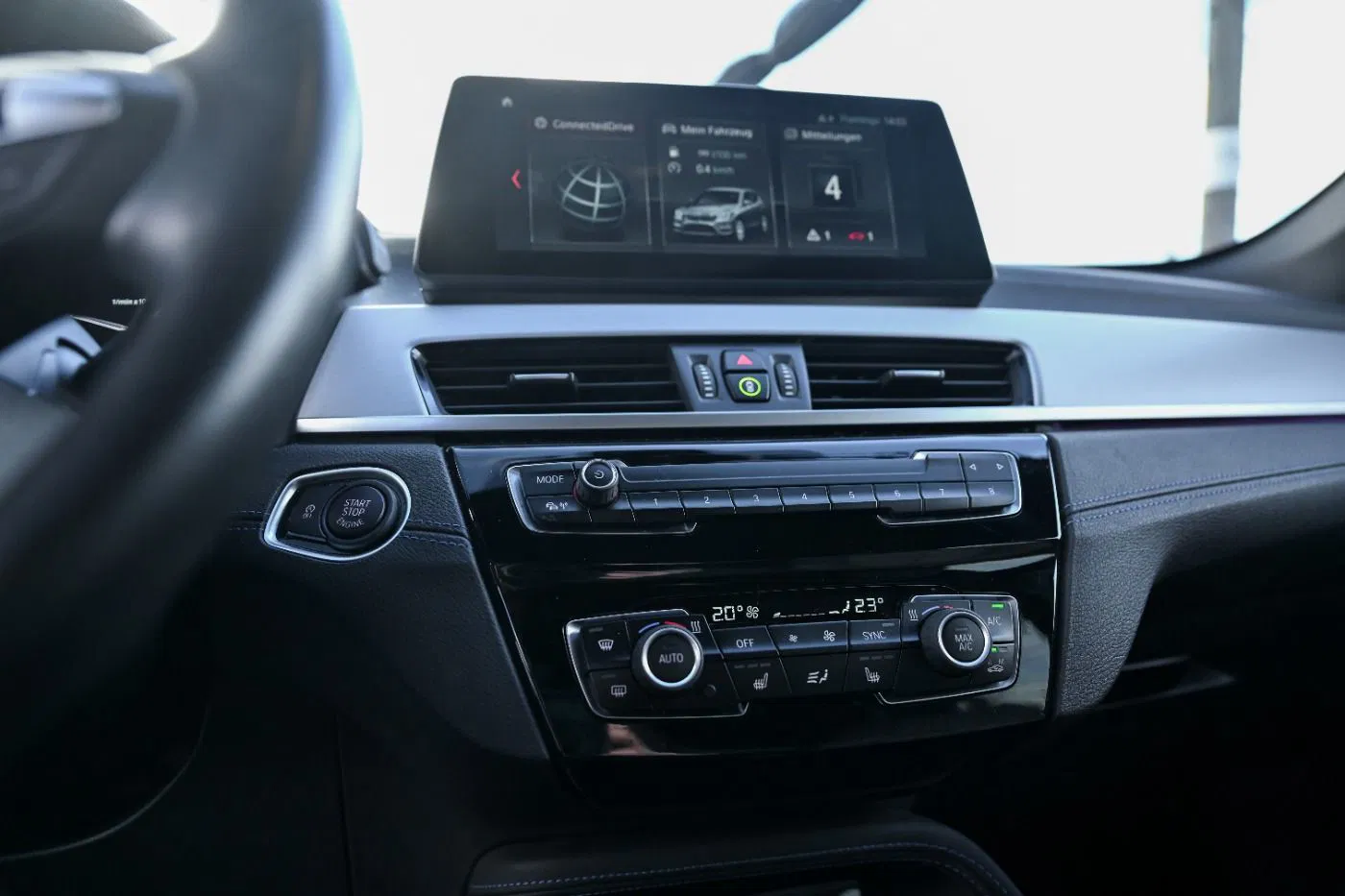 BMW X1 xDrive 25d M-Sport Aut. | Bild 11 von 24