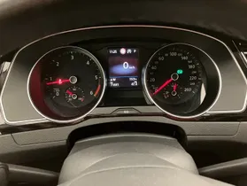 VW Passat 2.0 TDI 4M DSG | Thumbnail 12 von 22