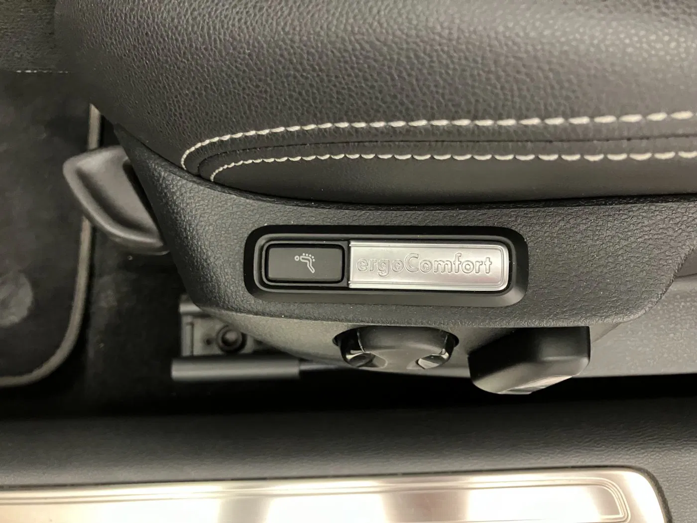 VW Passat 2.0 TDI 4M DSG | Bild 8 von 22