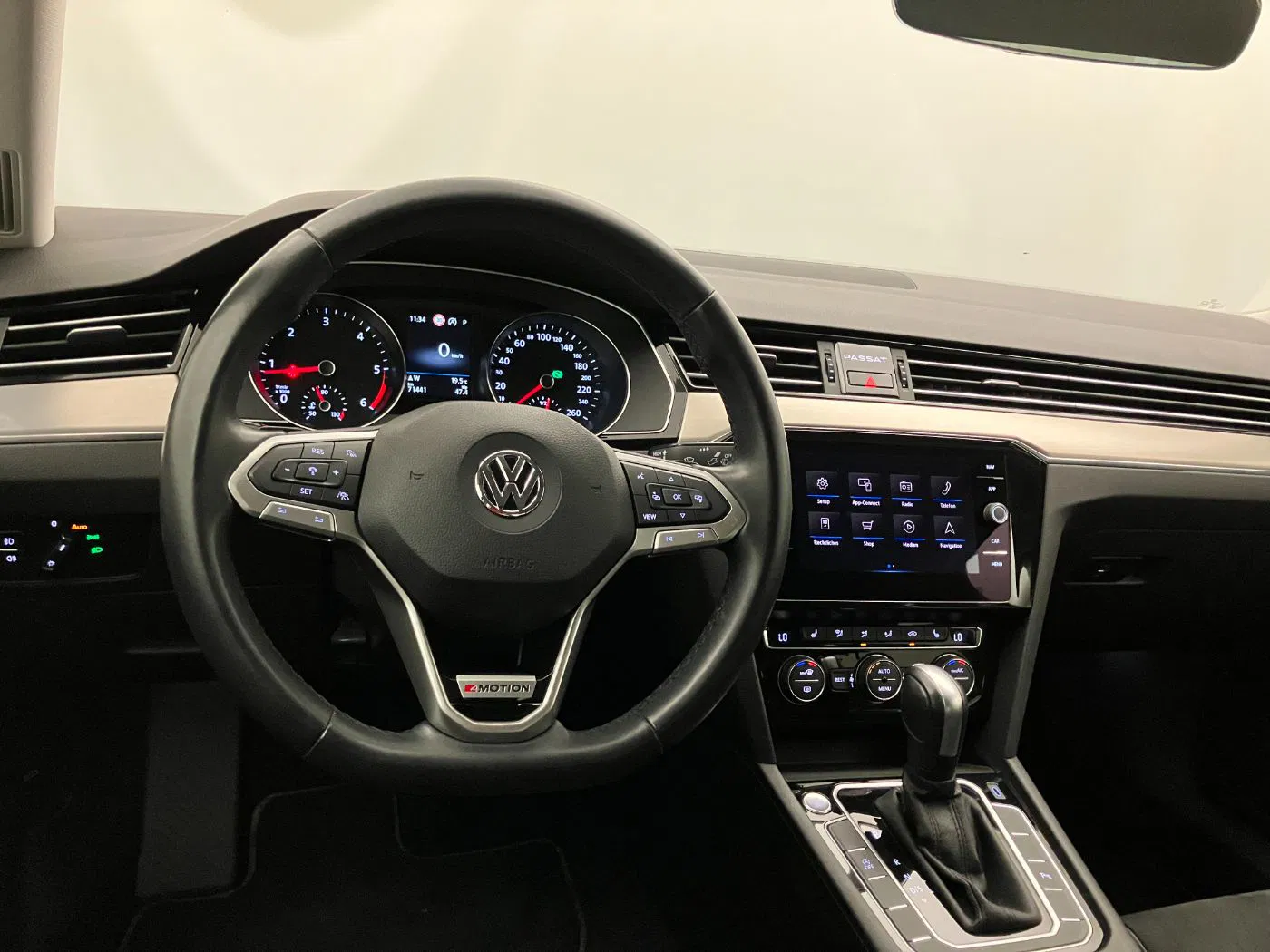 VW Passat 2.0 TDI 4M DSG | Bild 11 von 22