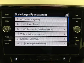 VW Passat 2.0 TDI 4M DSG | Thumbnail 16 von 22