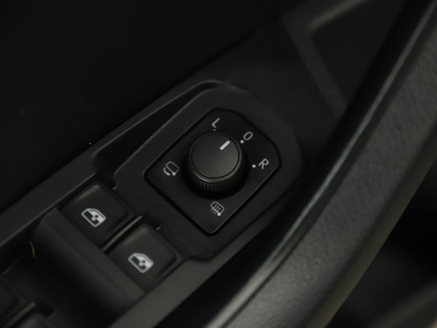 Skoda Karoq 2.0 TDI Ambition | Bild 8 von 27