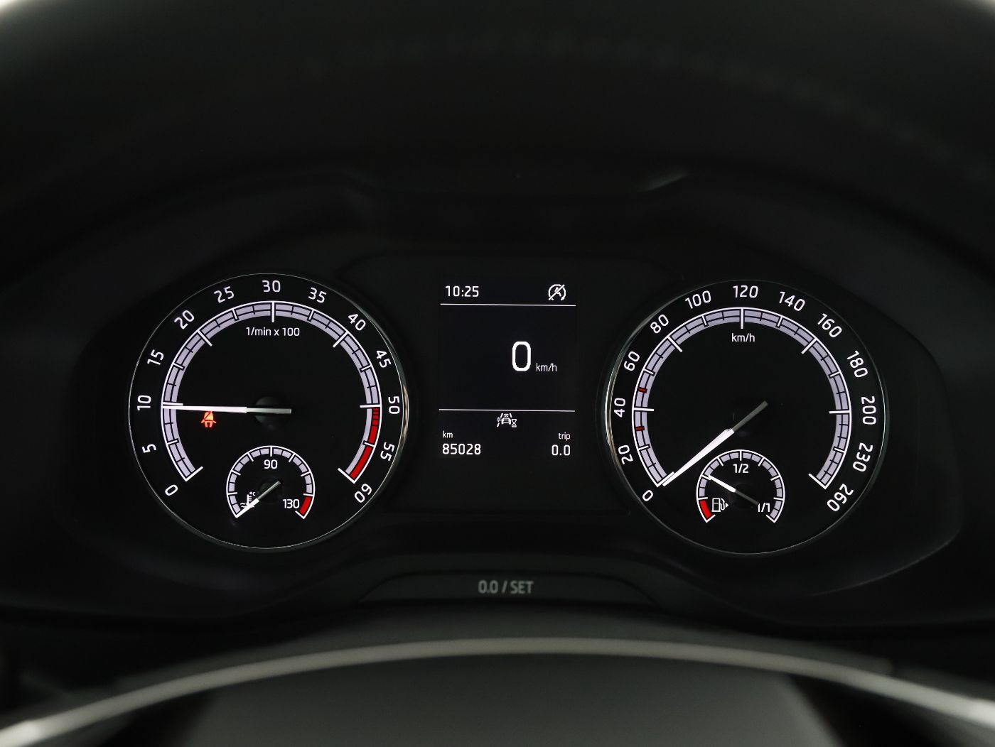 Skoda Karoq 2.0 TDI Ambition | Bild 14 von 27