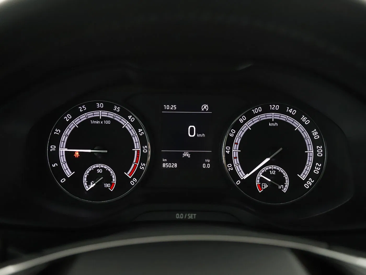 Skoda Karoq 2.0 TDI Ambition | Bild 14 von 27