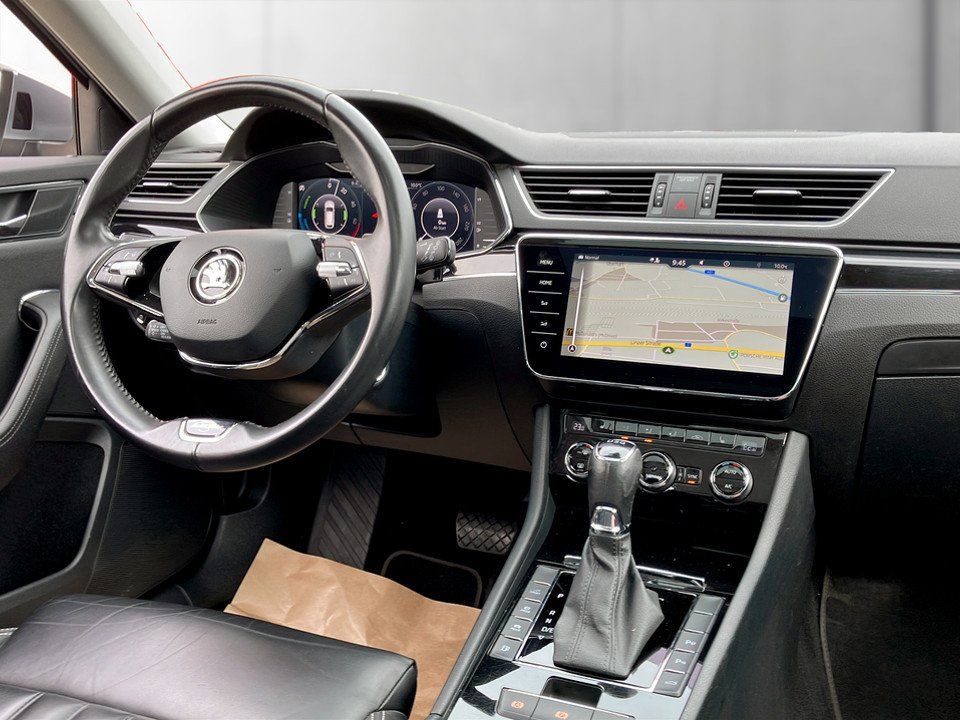 Skoda SUPERB Combi iV L&K DSG | Bild 9 von 25