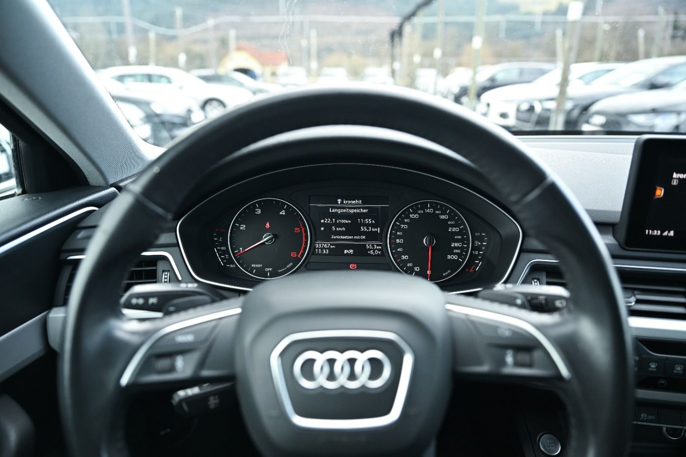 Audi A4 Avant 35 TDI Aut. | Bild 12 von 19