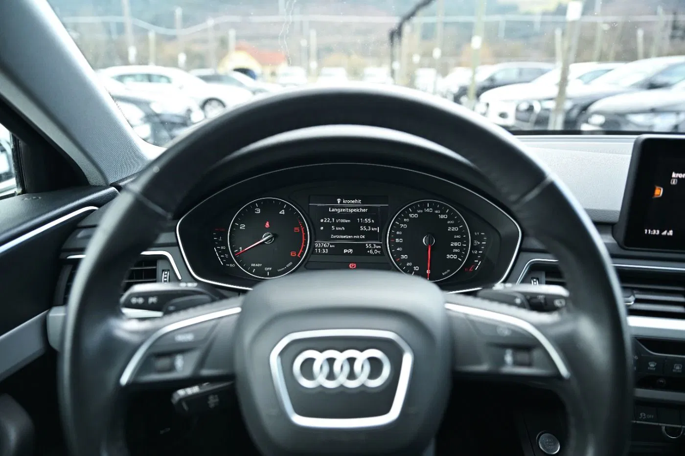 Audi A4 Avant 35 TDI Aut. | Bild 12 von 19