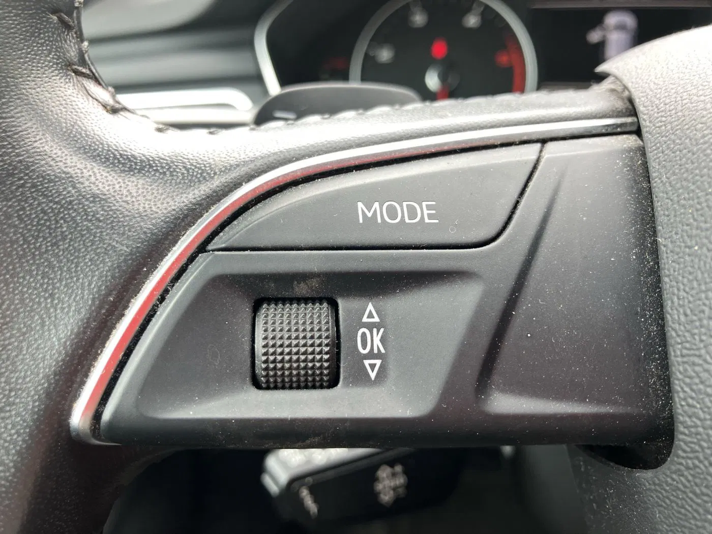 Audi A4 Avant 35 TDI Aut. | Bild 13 von 19