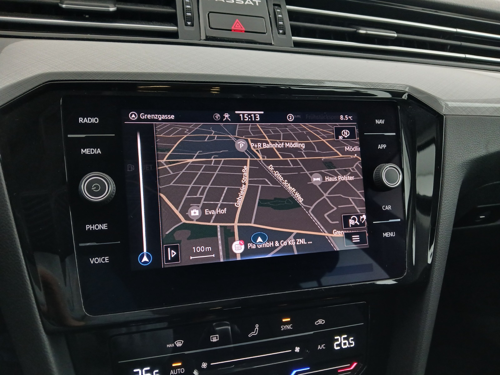 VW Passat Variant 2.0 TDI BMT Business | Bild 22 von 28