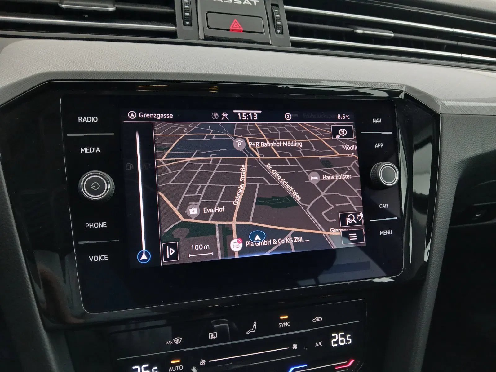 VW Passat Variant 2.0 TDI BMT Business | Bild 22 von 28