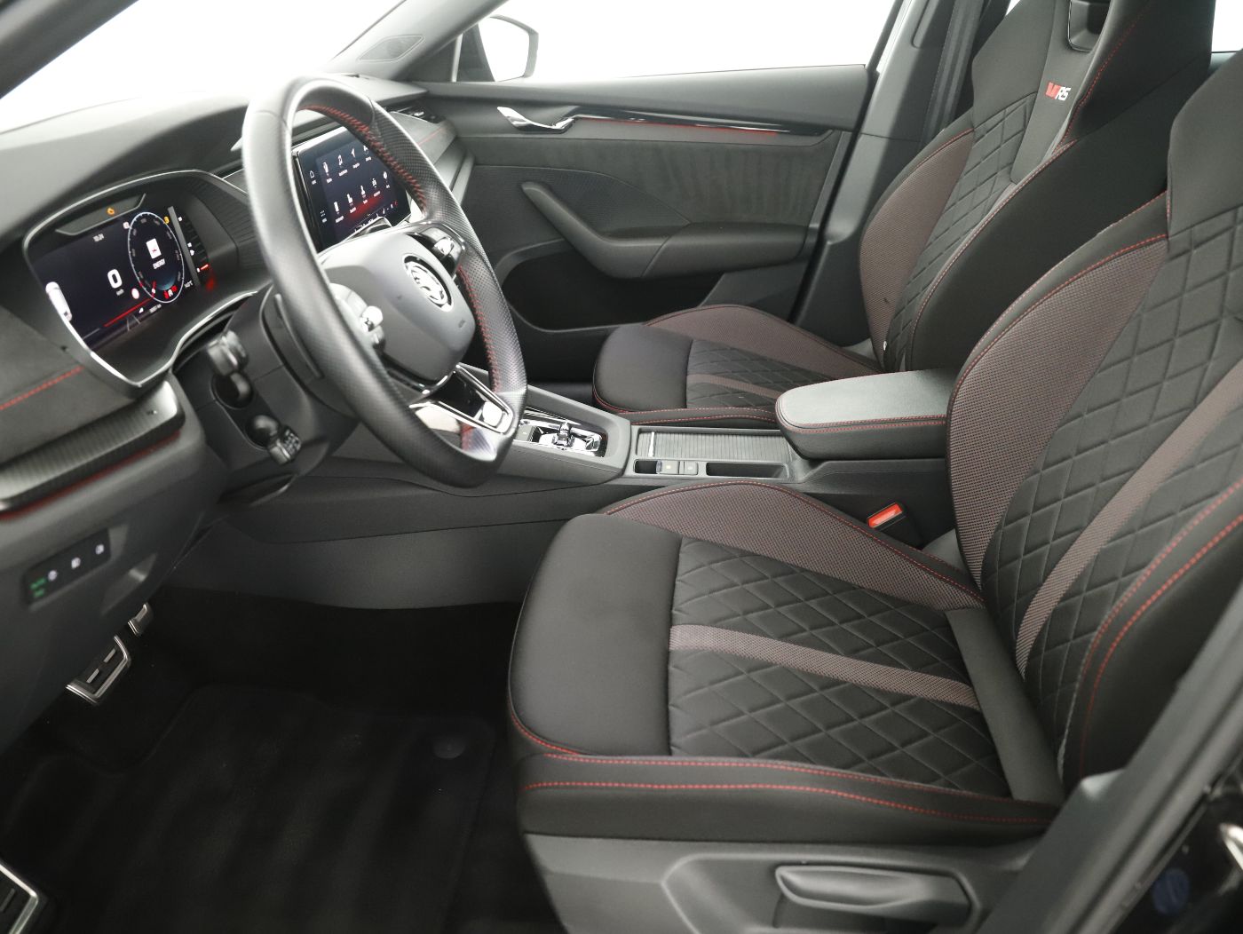 Skoda OCTAVIA Combi RS TDI DSG | Bild 14 von 28