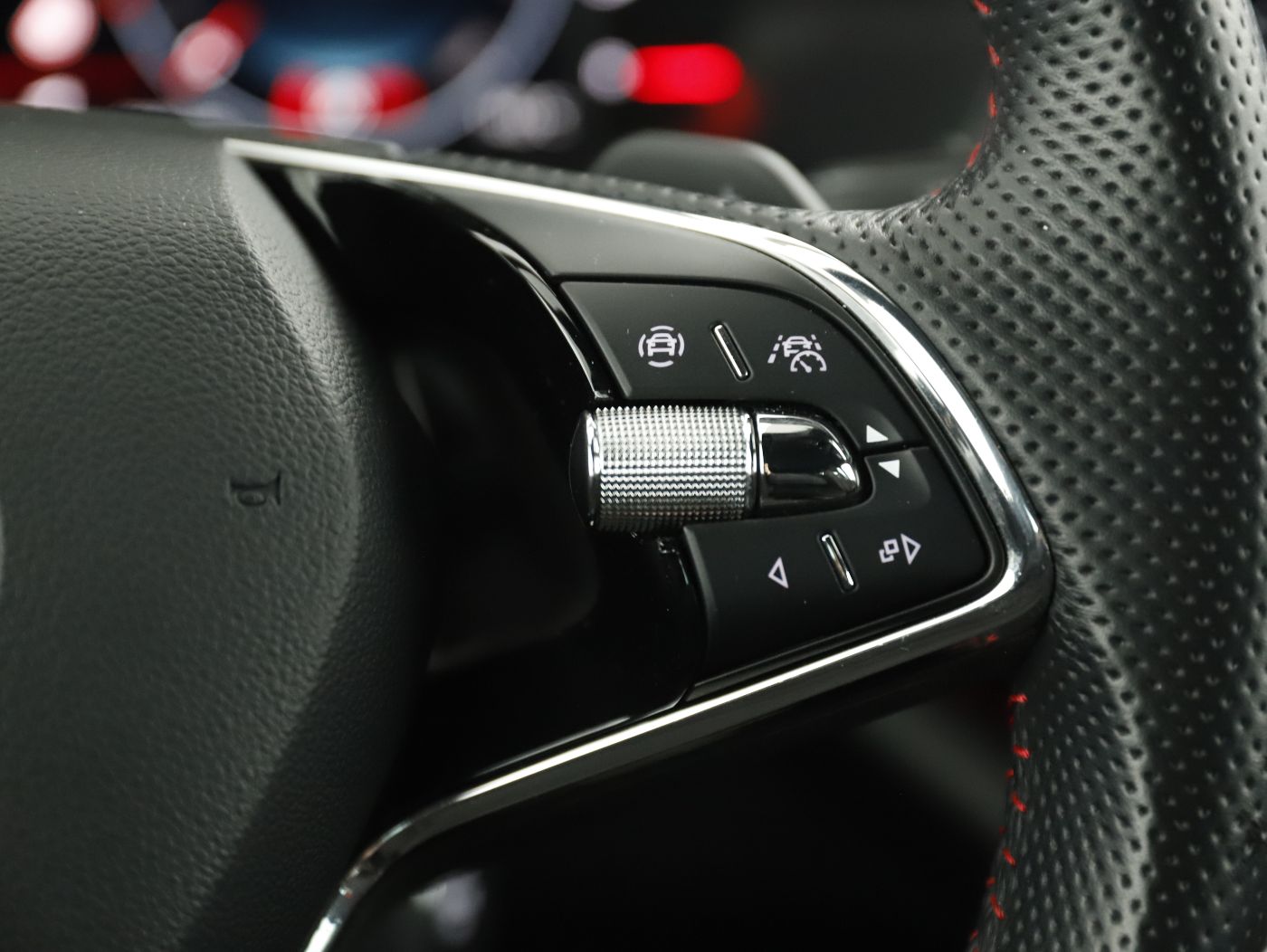 Skoda OCTAVIA Combi RS TDI DSG | Bild 19 von 28