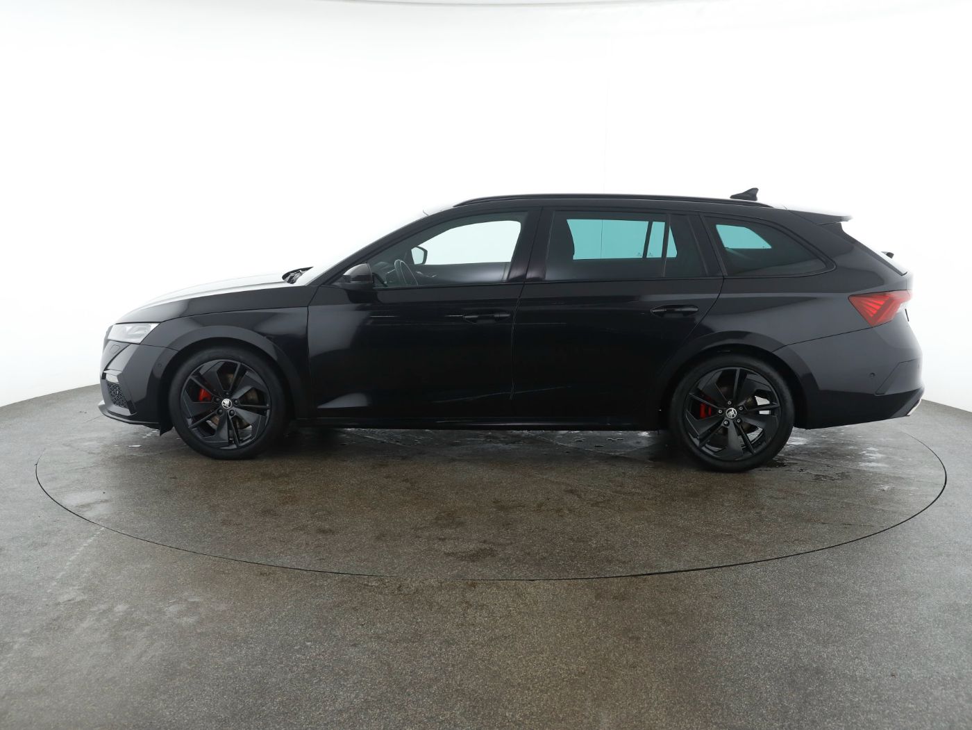 Skoda OCTAVIA Combi RS TDI DSG | Bild 9 von 28