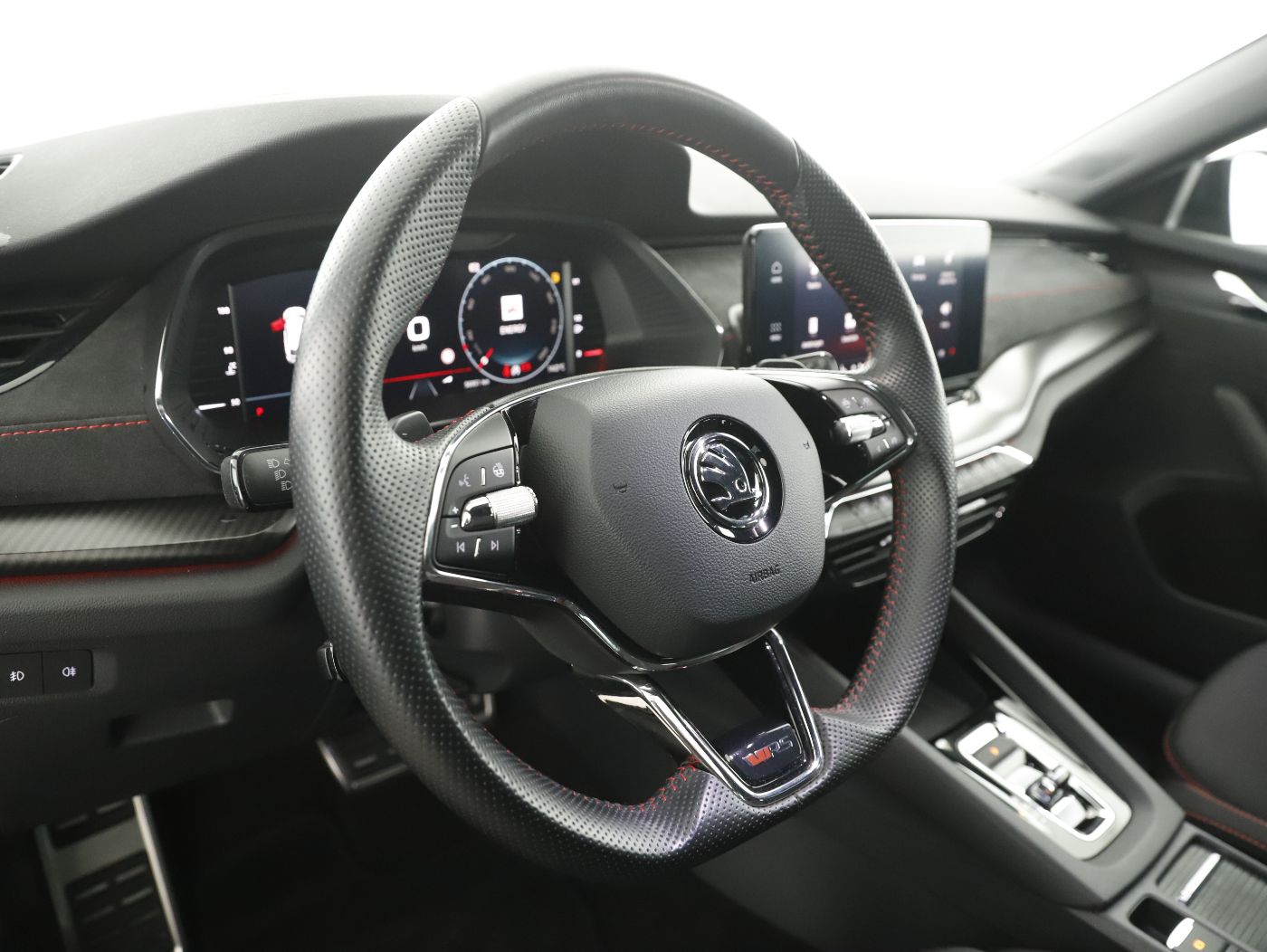 Skoda OCTAVIA Combi RS TDI DSG | Bild 12 von 24