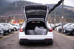 Audi A4 Avant 40 TDI quattro Aut. | Thumbnail 5 von 26