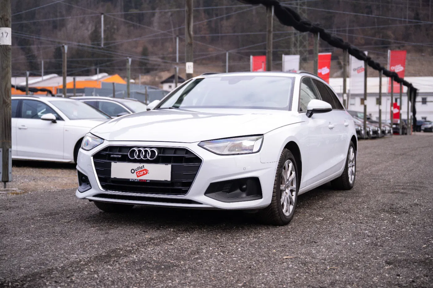 Audi A4 Avant 40 TDI quattro Aut. | Bild 2 von 26