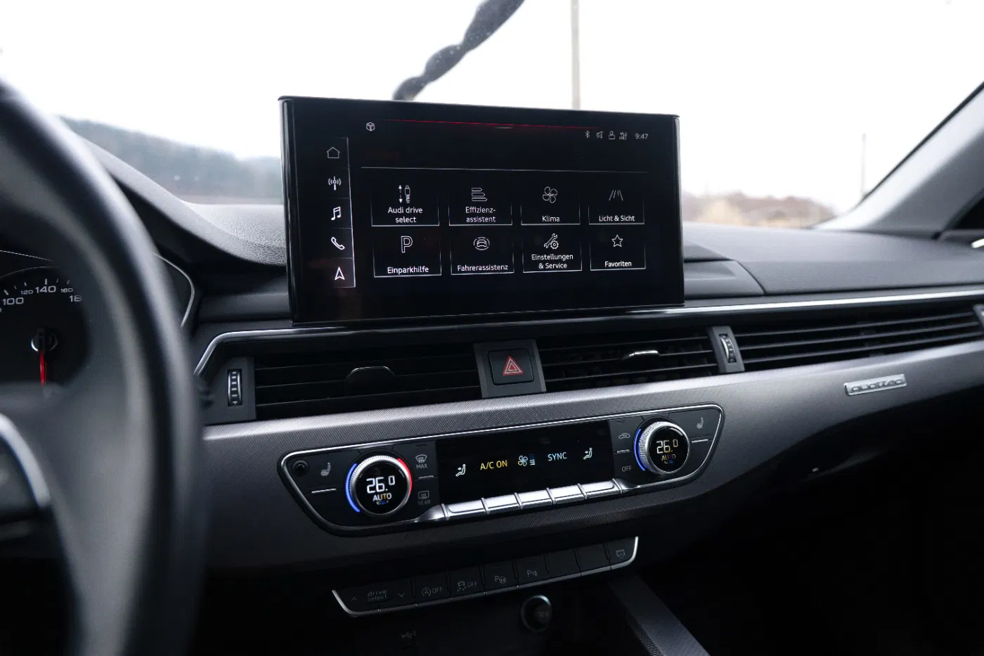 Audi A4 Avant 40 TDI quattro Aut. | Bild 23 von 26