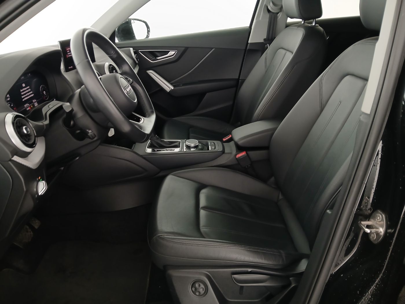 Audi Q2 30 TDI | Bild 14 von 27