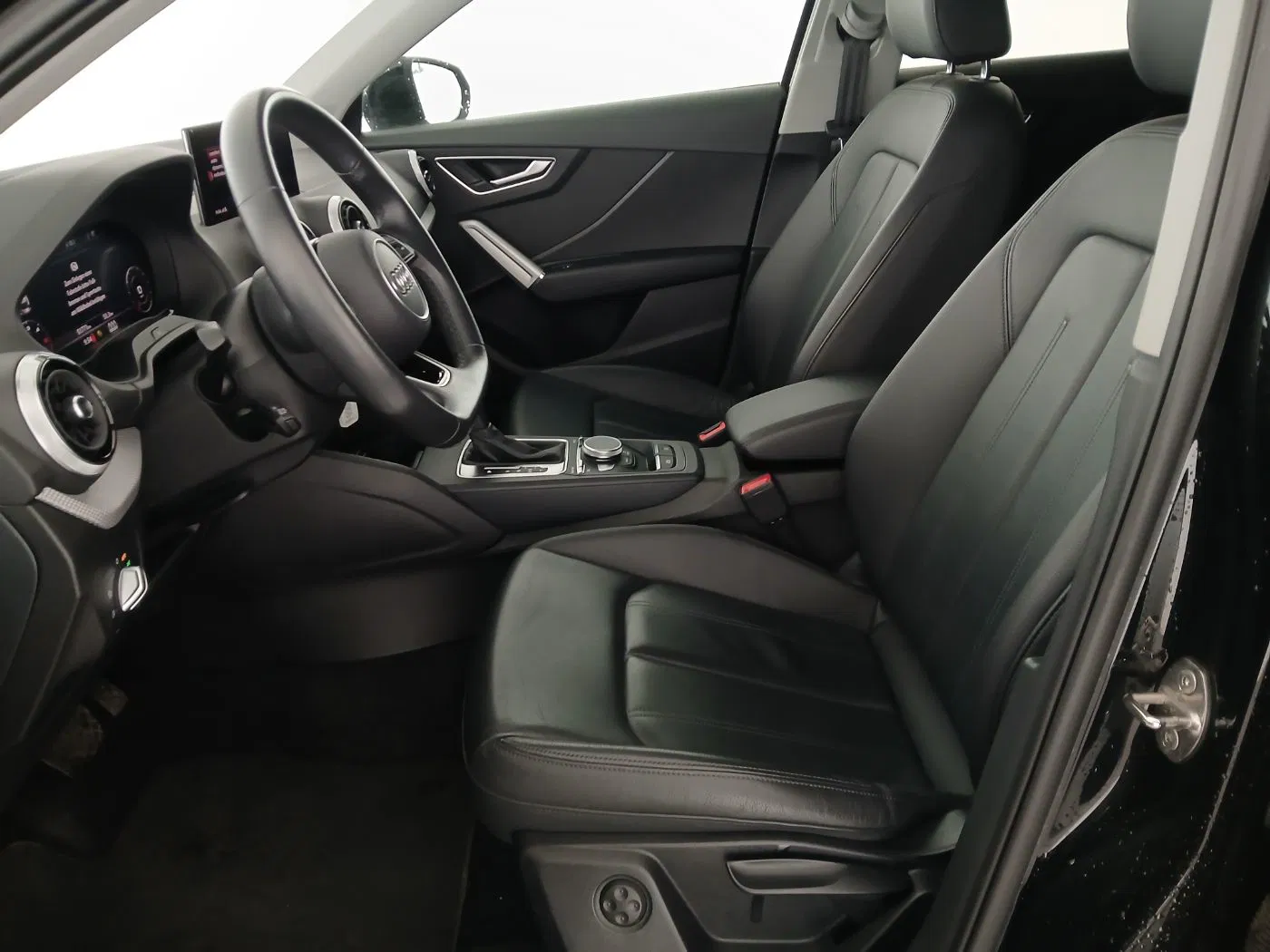 Audi Q2 30 TDI | Bild 14 von 27