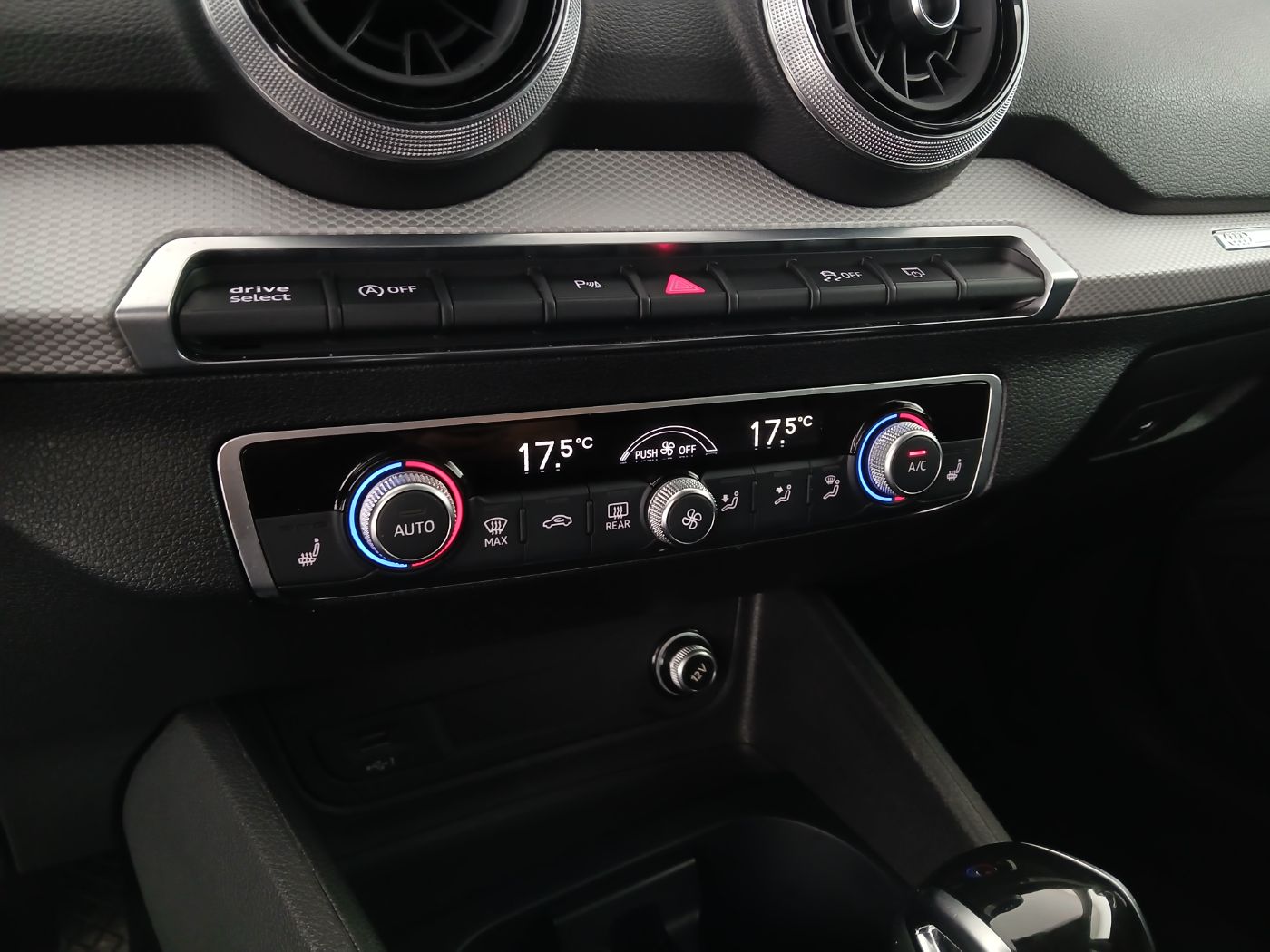 Audi Q2 30 TDI | Bild 23 von 27