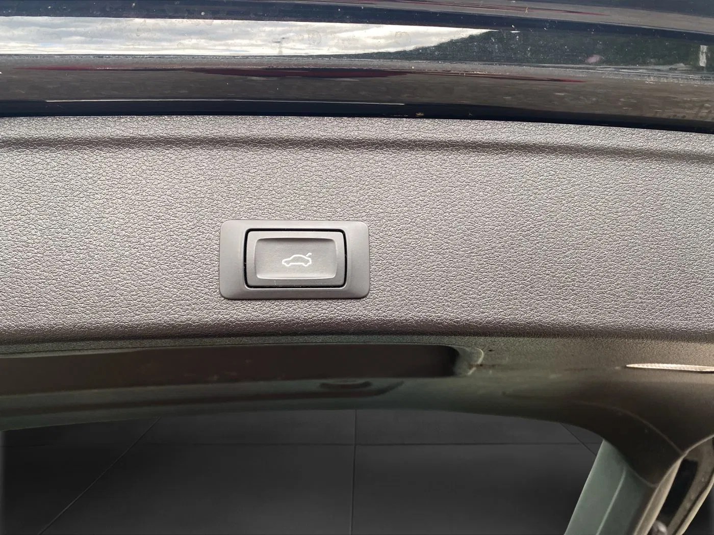 Audi A4 Avant 30 2.0 TDI advanced | Bild 23 von 29