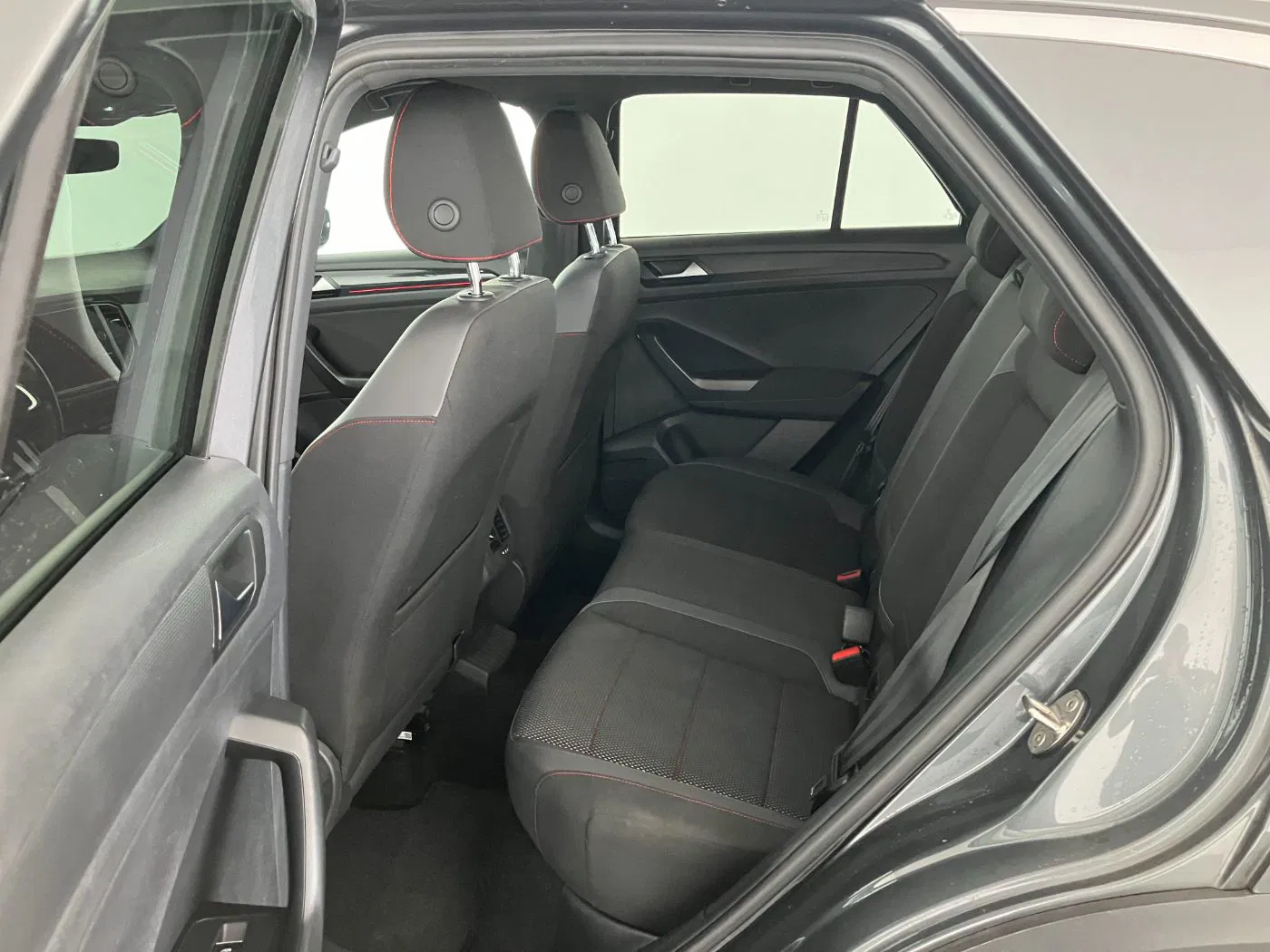 VW T-Roc 1.5 TSI ACT Sport | Bild 19 von 28