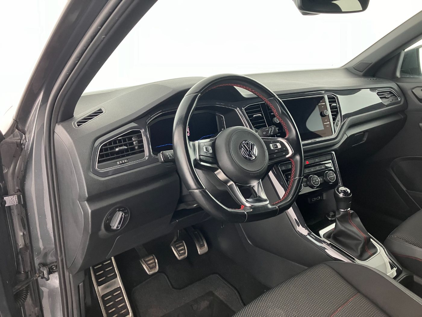 VW T-Roc 1.5 TSI ACT Sport | Bild 6 von 28