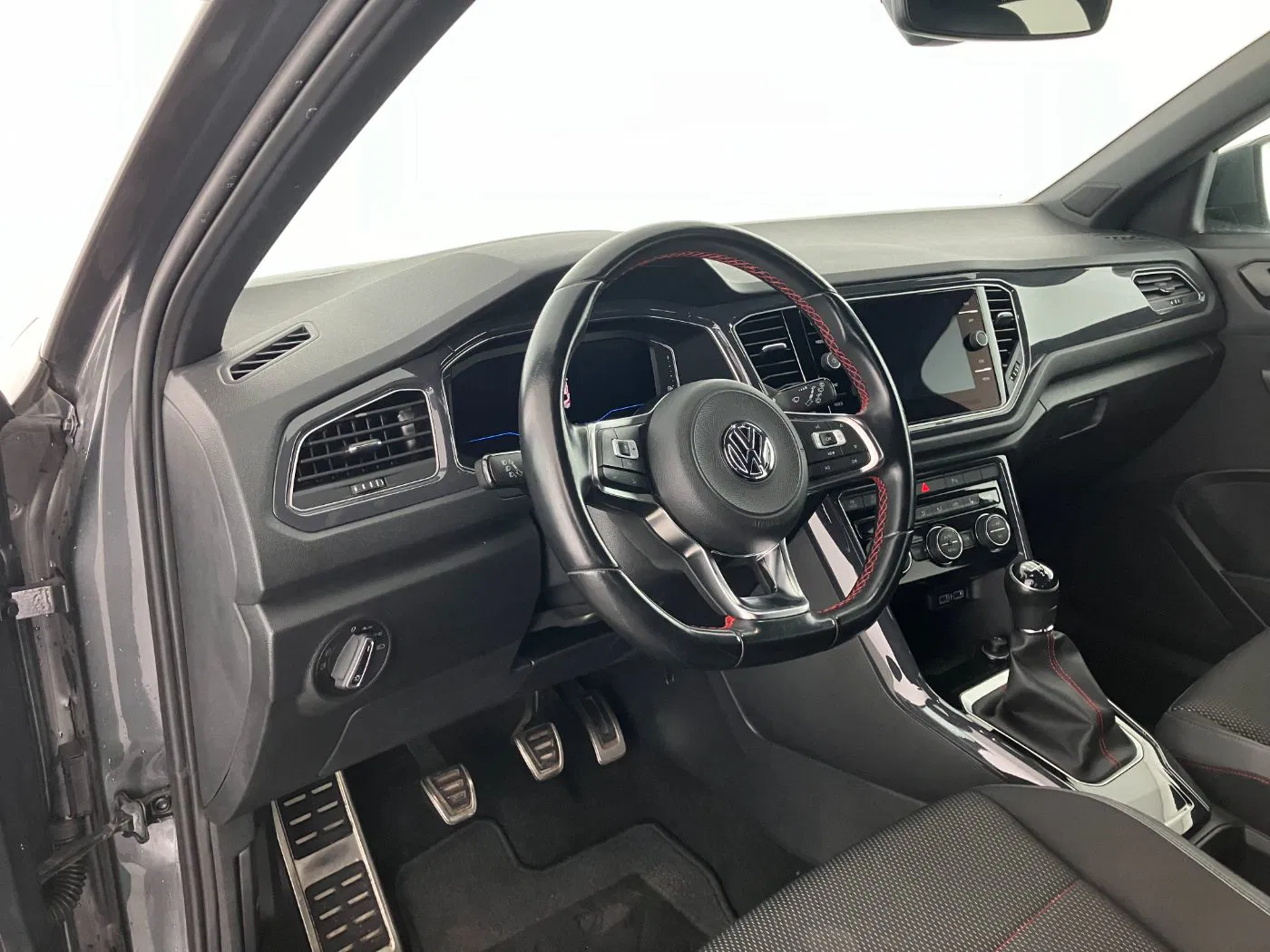 VW T-Roc 1.5 TSI ACT Sport | Bild 6 von 28