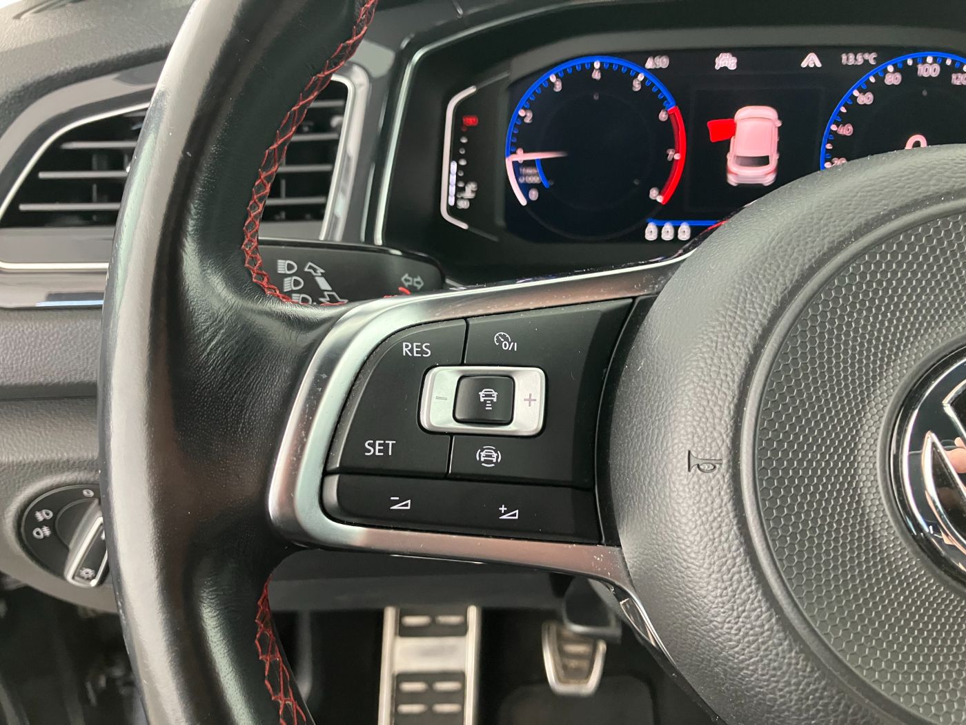 VW T-Roc 1.5 TSI ACT Sport | Bild 7 von 28