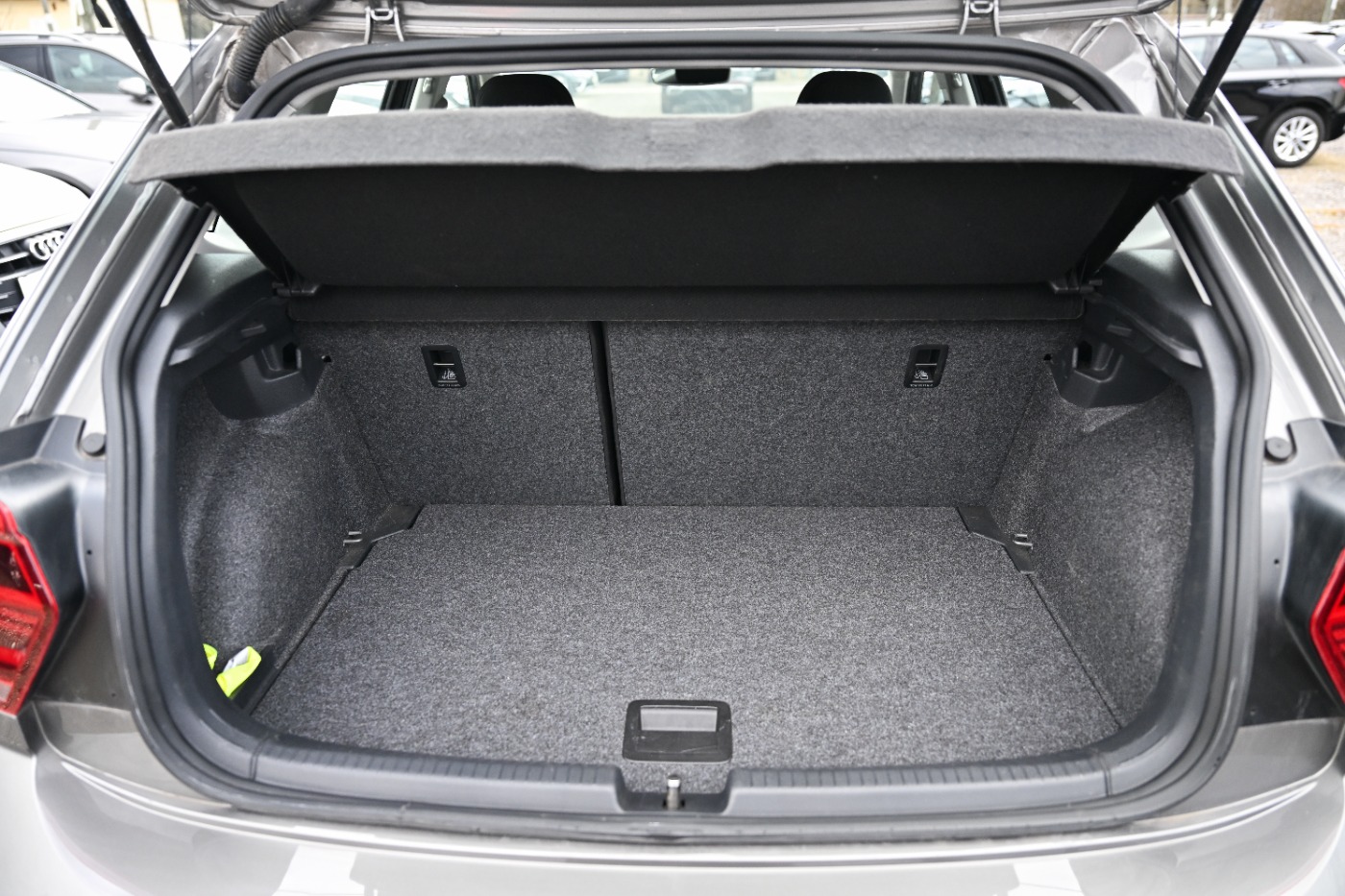 VW Polo VI 1.6 TDI Comfortline | Bild 15 von 15