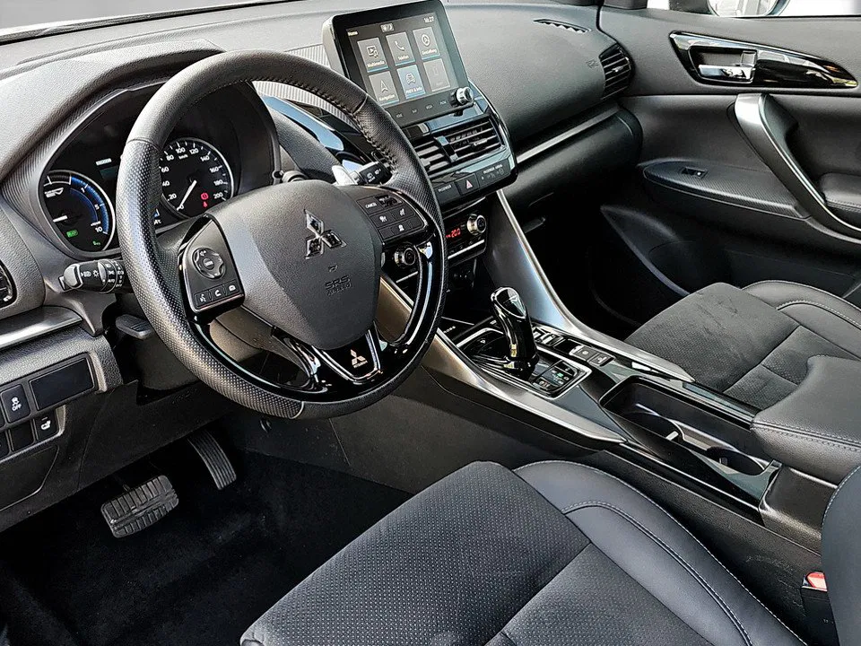 Mitsubishi Eclipse Cross 2,4 PHEV AUT. | Bild 12 von 22