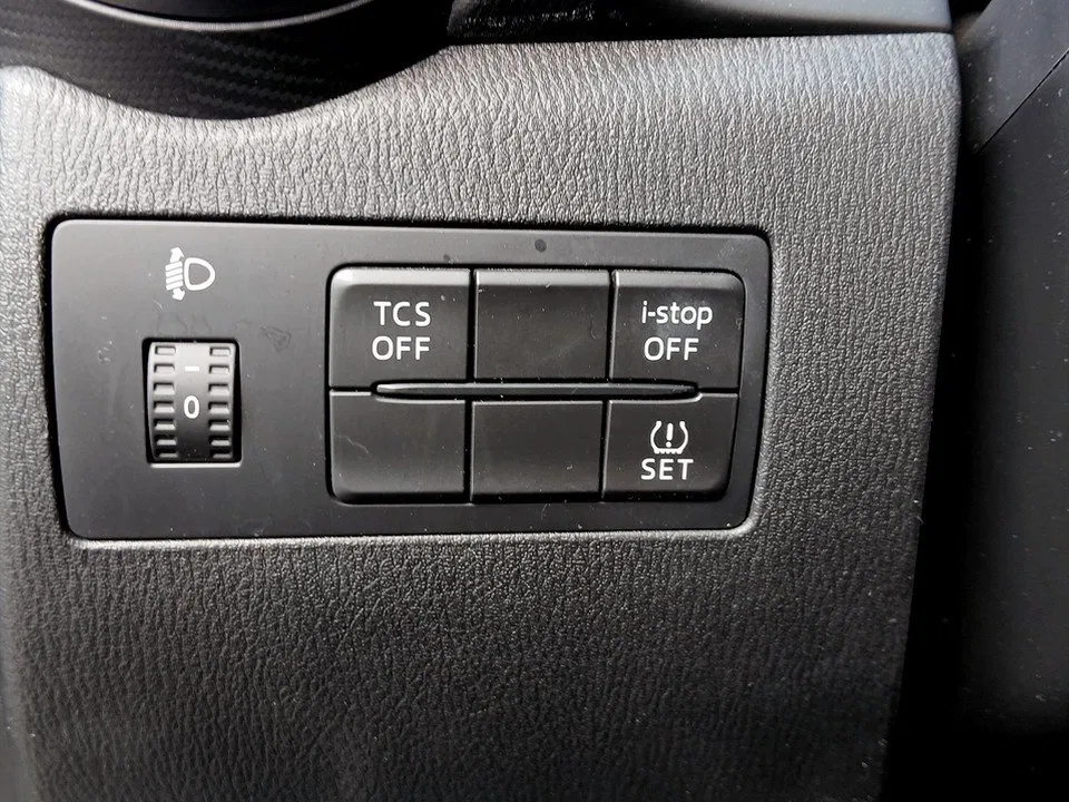 Mazda CX-3 2.0 SKYACTIV-G Takumi | Bild 14 von 23