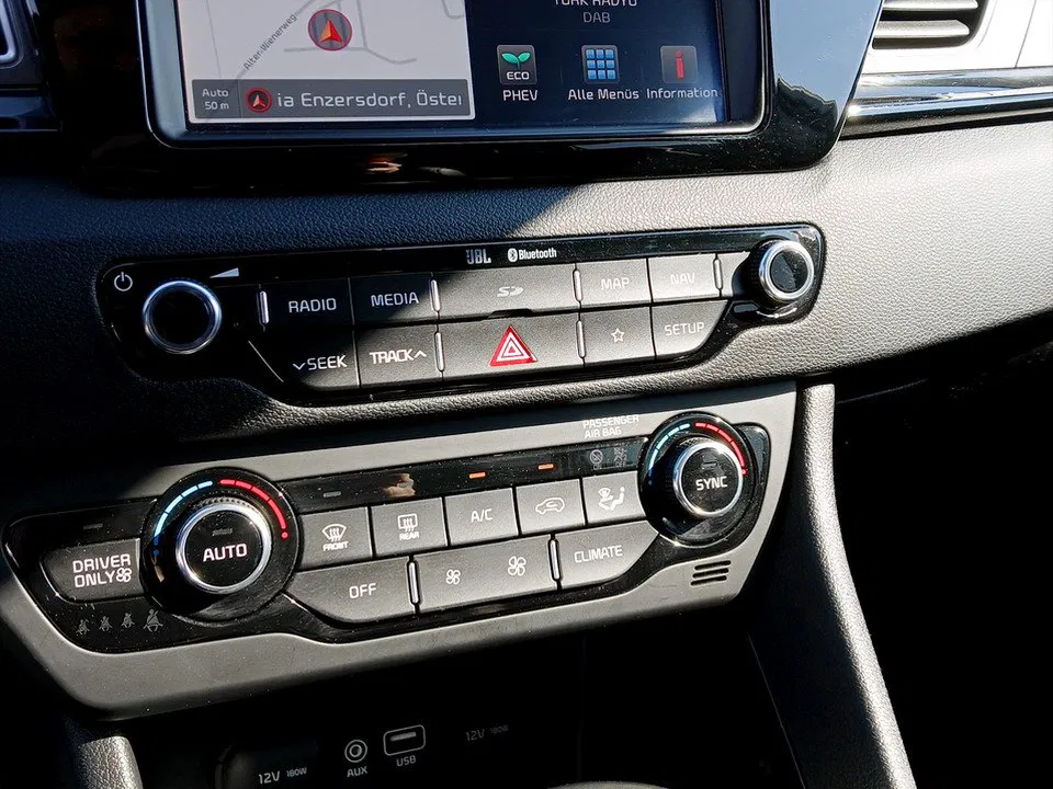 Kia Niro 1.6 Gold Aut. | Bild 20 von 23