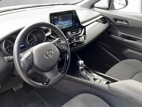 Toyota C-HR 1.8 C-LUB Aut. | Thumbnail 8 von 16