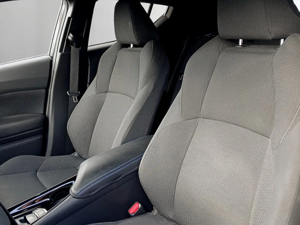 Toyota C-HR 1.8 C-LUB Aut. | Bild 7 von 16