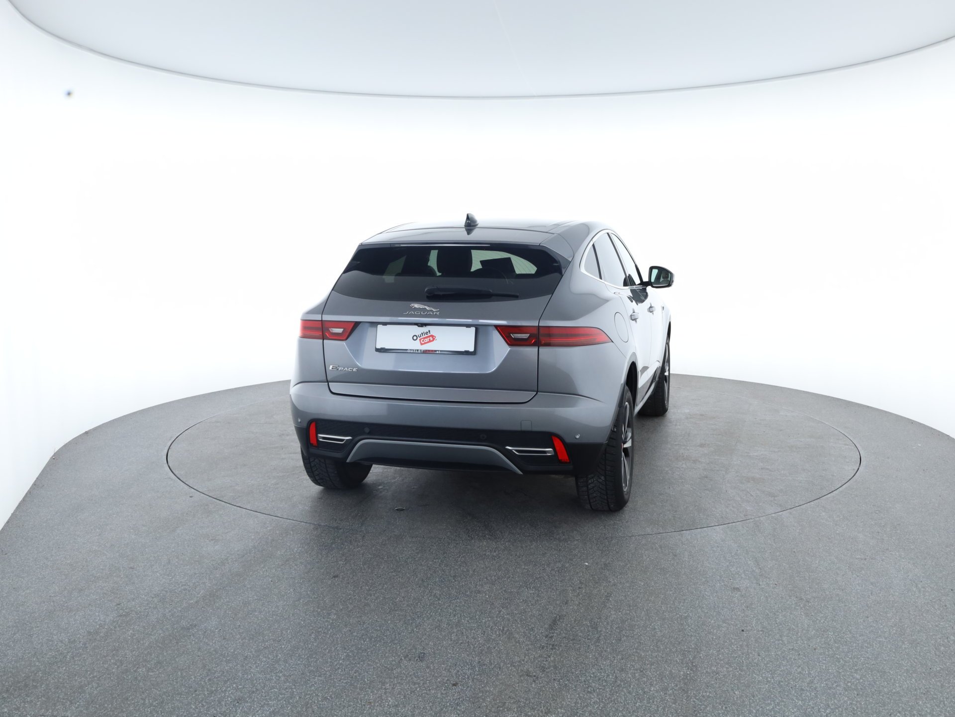 Jaguar E-Pace 2.0DI4 D180 17" Aut. | Bild 19 von 27