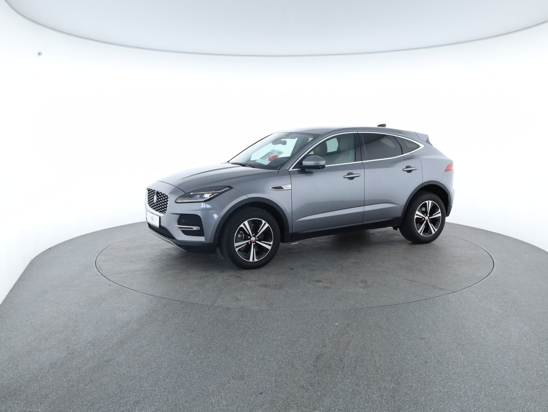 Jaguar E-Pace 2.0DI4 D180 17" Aut. | Bild 21 von 27