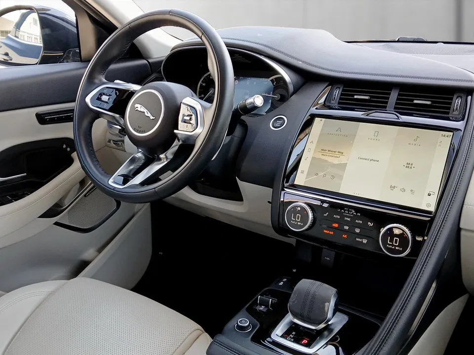 Jaguar E-PACE D165 SE | Bild 11 von 26