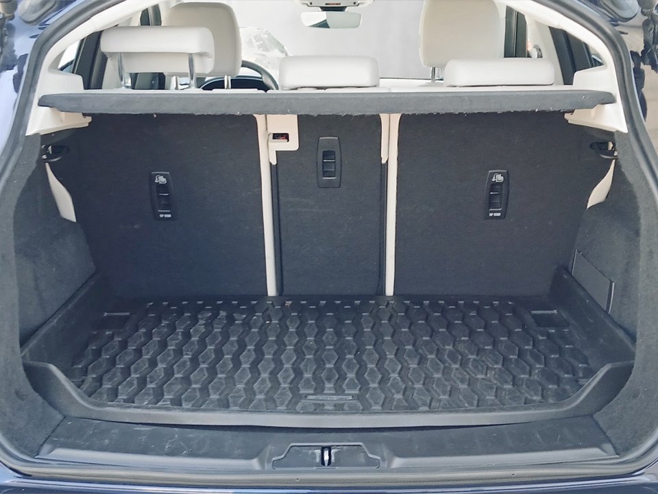 Jaguar E-PACE D165 SE | Bild 13 von 26