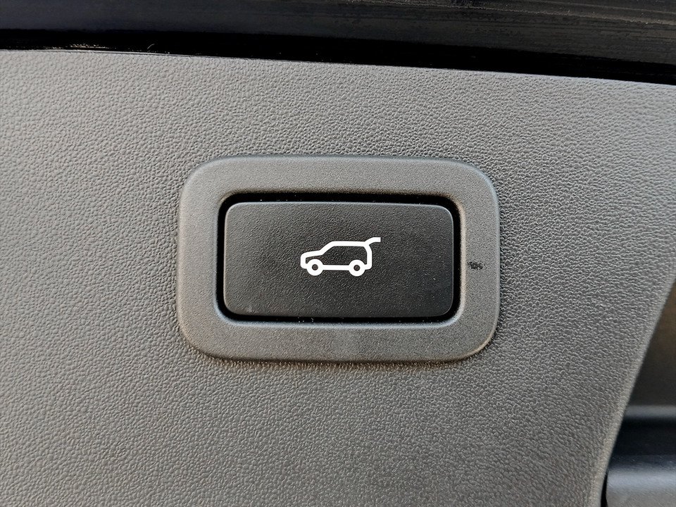 Jaguar E-PACE D165 SE | Bild 17 von 26