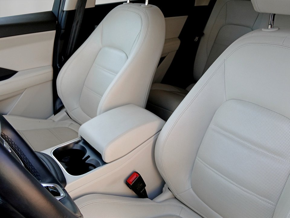 Jaguar E-PACE D165 SE | Bild 8 von 26